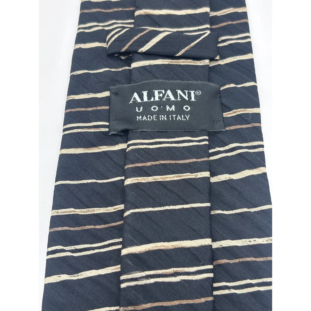 Alfani Uomo Mens Silk Necktie Black Tan Cream Horizontal Striped Made in Italy